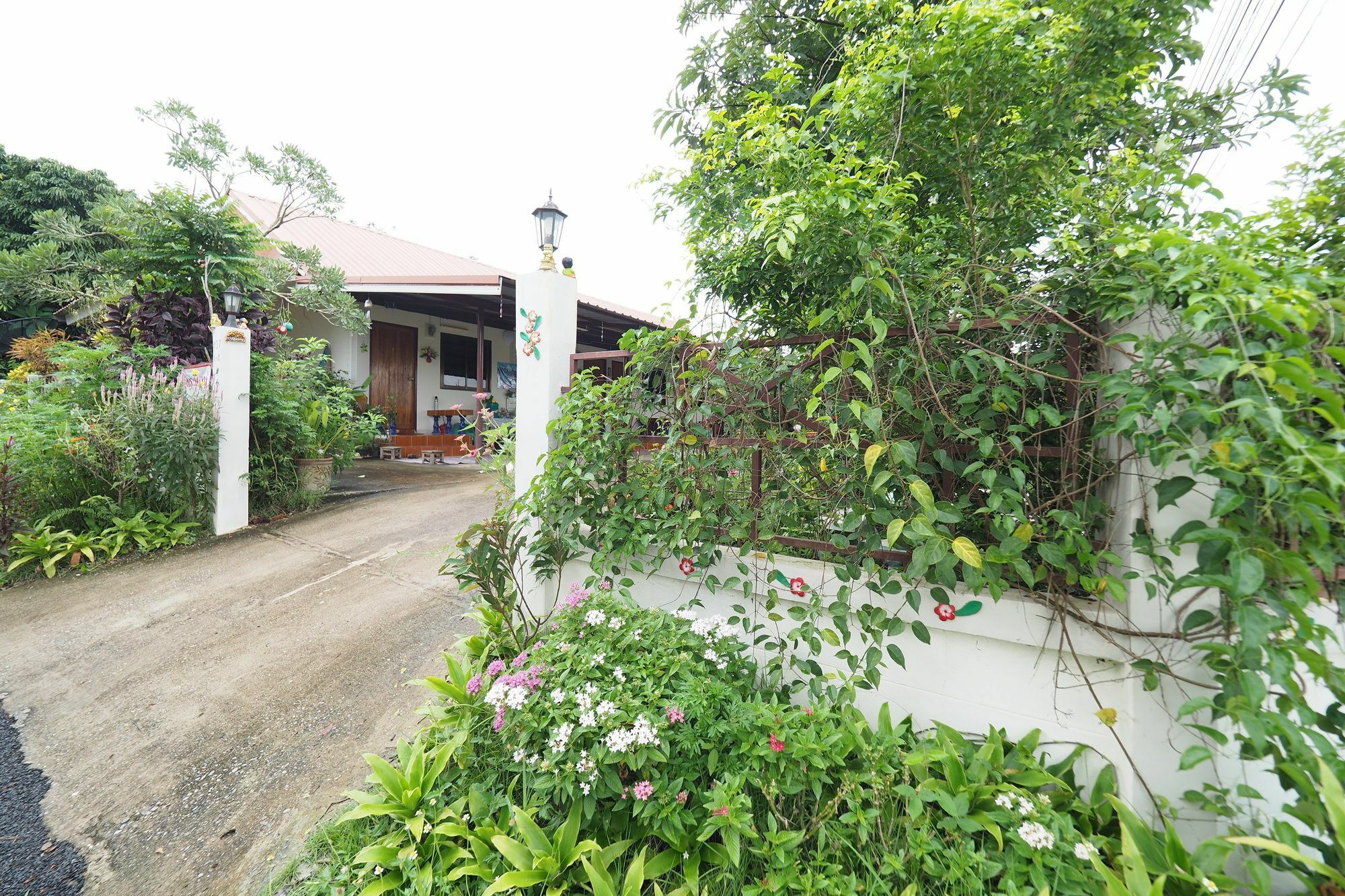 Bunrapee House Apartment Nan Bagian luar foto